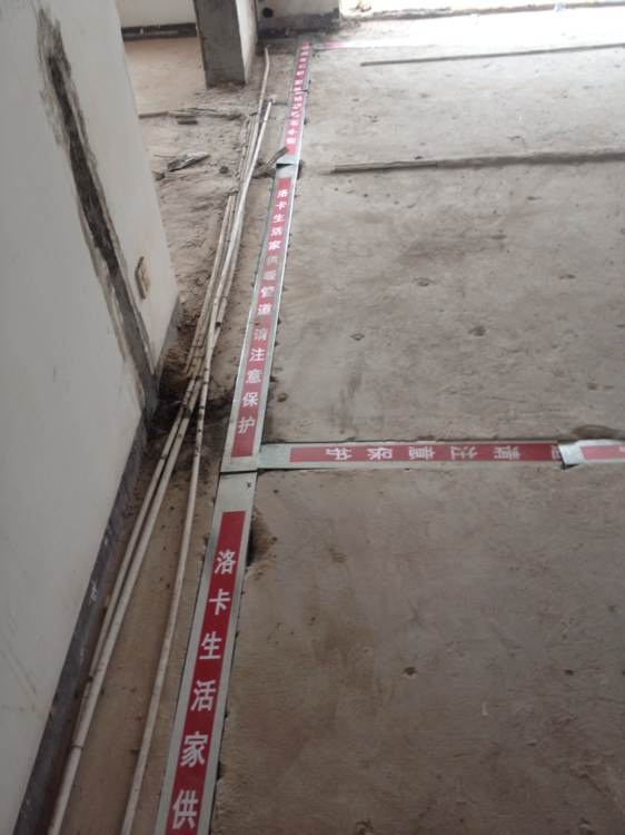 \�Ͼ��M(j��n)��ů��Ƭ�ڒ�t ���bů��Ƭ  �����ˮ