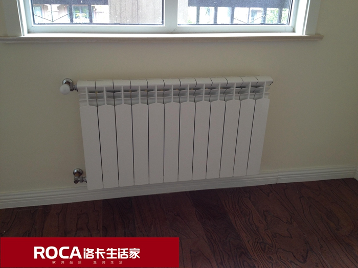 \�Ͼ��M(j��n)��ů��Ƭ�ڒ�t ���bů��Ƭ  �����ˮ