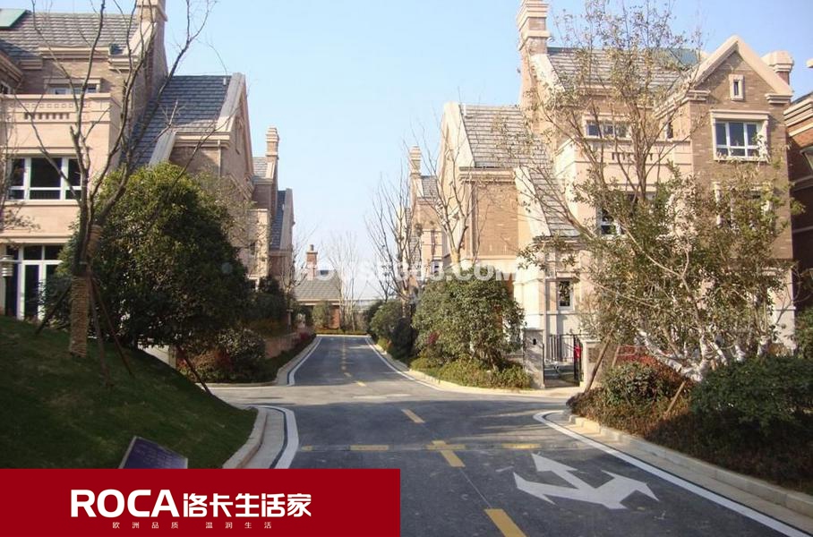 南京地暖 暖氣片 中央空調(diào) 中央凈水 明裝暖氣片