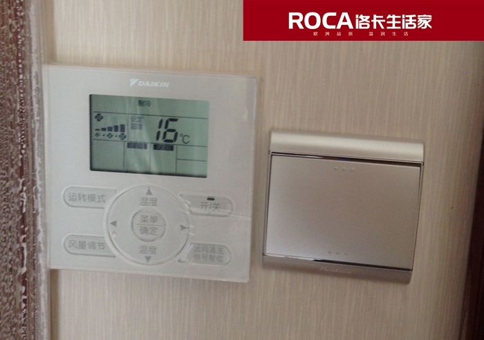 �Ͼ���ů ů��Ƭ ������{ �����ˮ ���bů��Ƭ